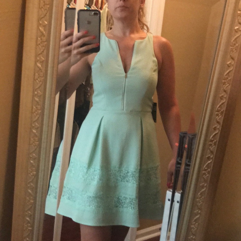 🎉SALE NWT Express dress